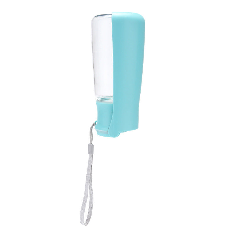 Foldable pet water bottle in blue, 550ml